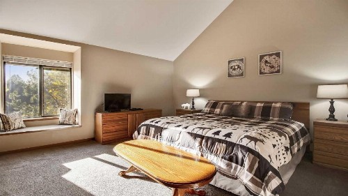 Skyline Condo 02 - image 16