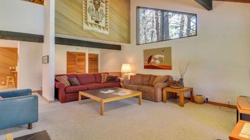 Meadow House 21 - image 11