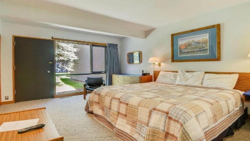 Meadow House 21 - image 17