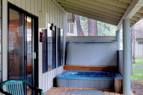 27 Circle Four Cabin - image 10