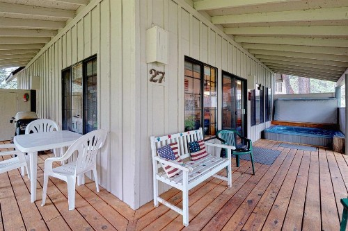 27 Circle Four Cabin - image 8
