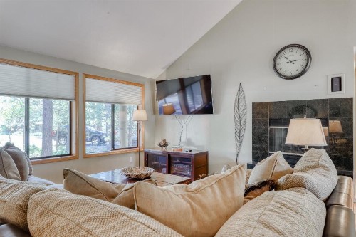 9 Hart Mountain - image 10