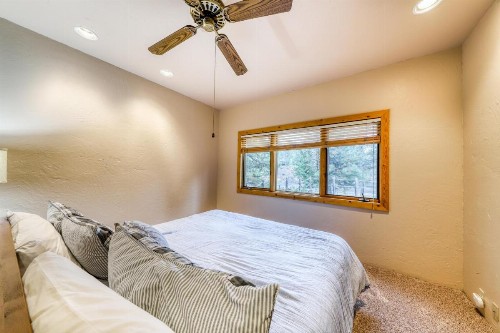 Chapman Lodge - image 8