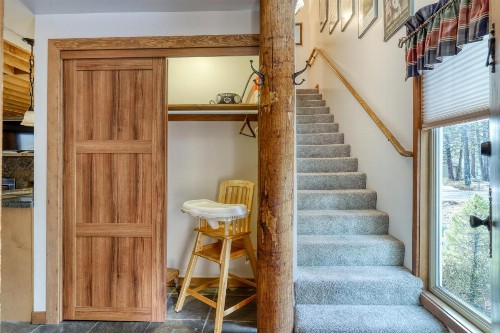 7 Little Court - image 6