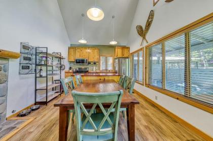 SunRiver Cabin - image 4