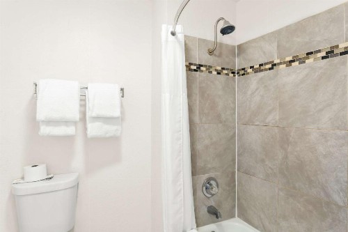 SureStay Plus Hotel by Best Western Susanville - image 2