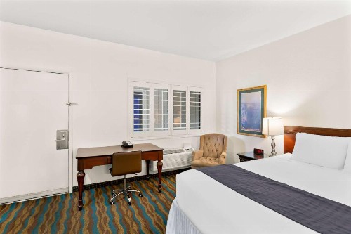 SureStay Plus Hotel by Best Western Susanville - image 27