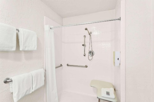 SureStay Plus Hotel by Best Western Susanville - image 29
