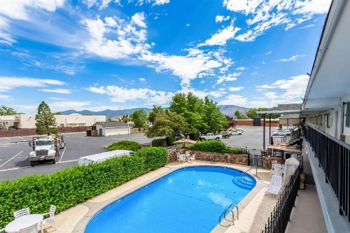 SureStay Plus Hotel by Best Western Susanville - image 31