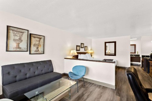 SureStay Plus Hotel by Best Western Susanville - image 32