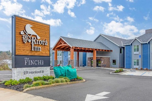 Days Inn by Wyndham Sutter Creek - image 1