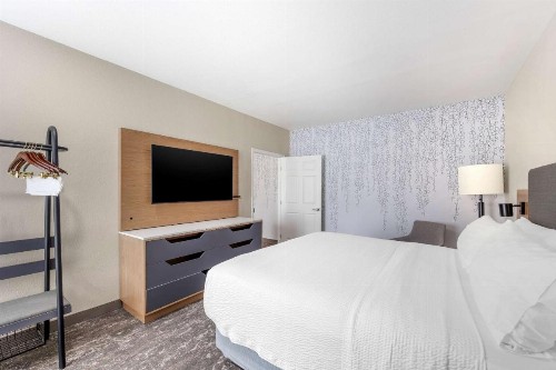 Days Inn by Wyndham Sutter Creek - image 23