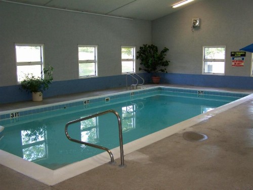 Brook Pointe Inn - image 2