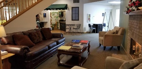 Brook Pointe Inn - image 33