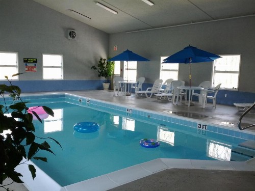 Brook Pointe Inn - image 38