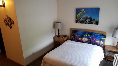 Brook Pointe Inn - image 39