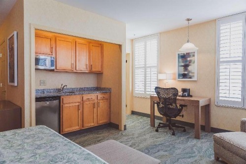 The Parkview Hotel - image 3