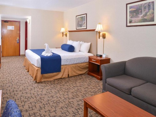 Comfort Inn & Suites Downtown Tacoma - image 15