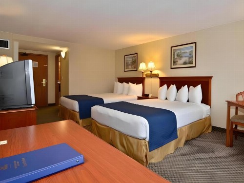 Comfort Inn & Suites Downtown Tacoma - image 29