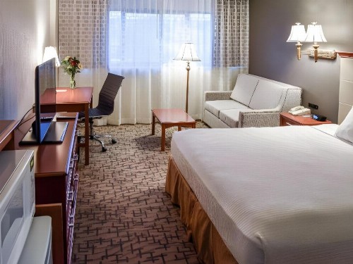Comfort Inn & Suites Downtown Tacoma - image 33