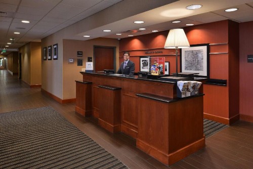 Hampton Inn & Suites Tacoma-Mall - image 19