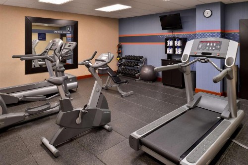 Hampton Inn & Suites Tacoma-Mall - image 21