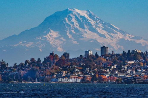 Silver Cloud Inn - Tacoma Waterfront - image 30