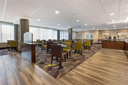 La Quinta by Wyndham Tacoma - Seattle - image 5