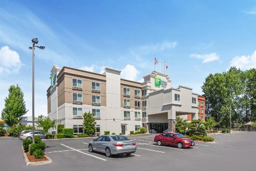 Holiday Inn Express Hotel & Suites Tacoma an IHG Hotel