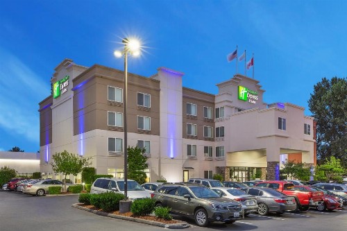 Holiday Inn Express Hotel & Suites Tacoma an IHG Hotel - image 42