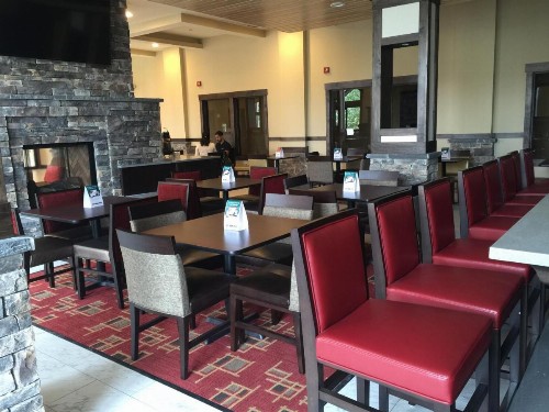 Quality Inn & Suites Tacoma Seattle - image 10