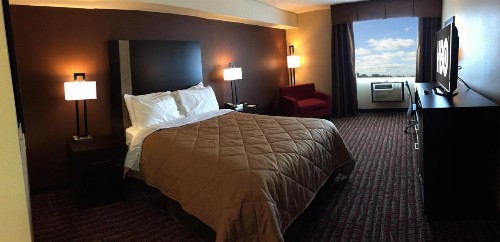 Quality Inn & Suites Tacoma Seattle - image 3