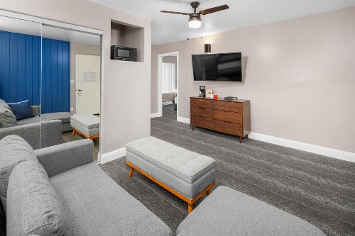 The Inn at Boatworks Lake Tahoe - image 20