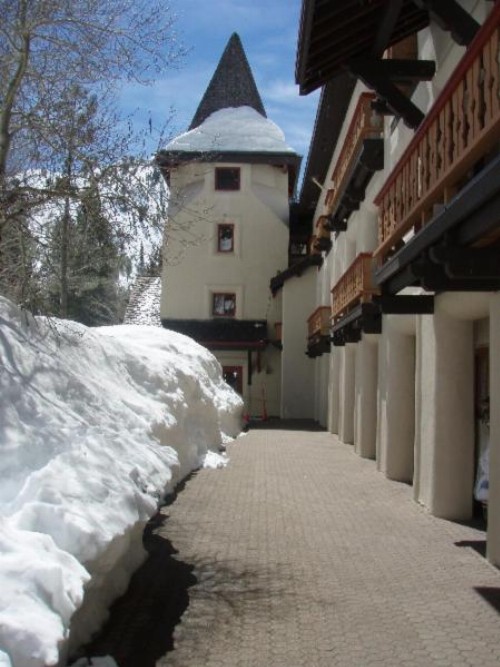 GetAways at Olympic Village Inn - image 10