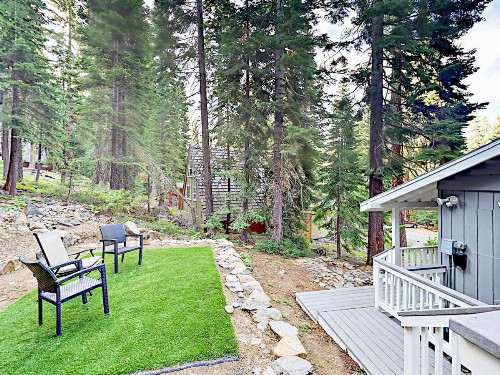 The Love Nest: Tahoe City Cabin - image 6