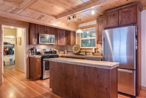 4175 Robert Ave Cabin - image 10