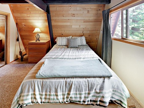 790 Chapel Cabin - image 2