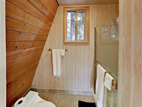 790 Chapel Cabin - image 5