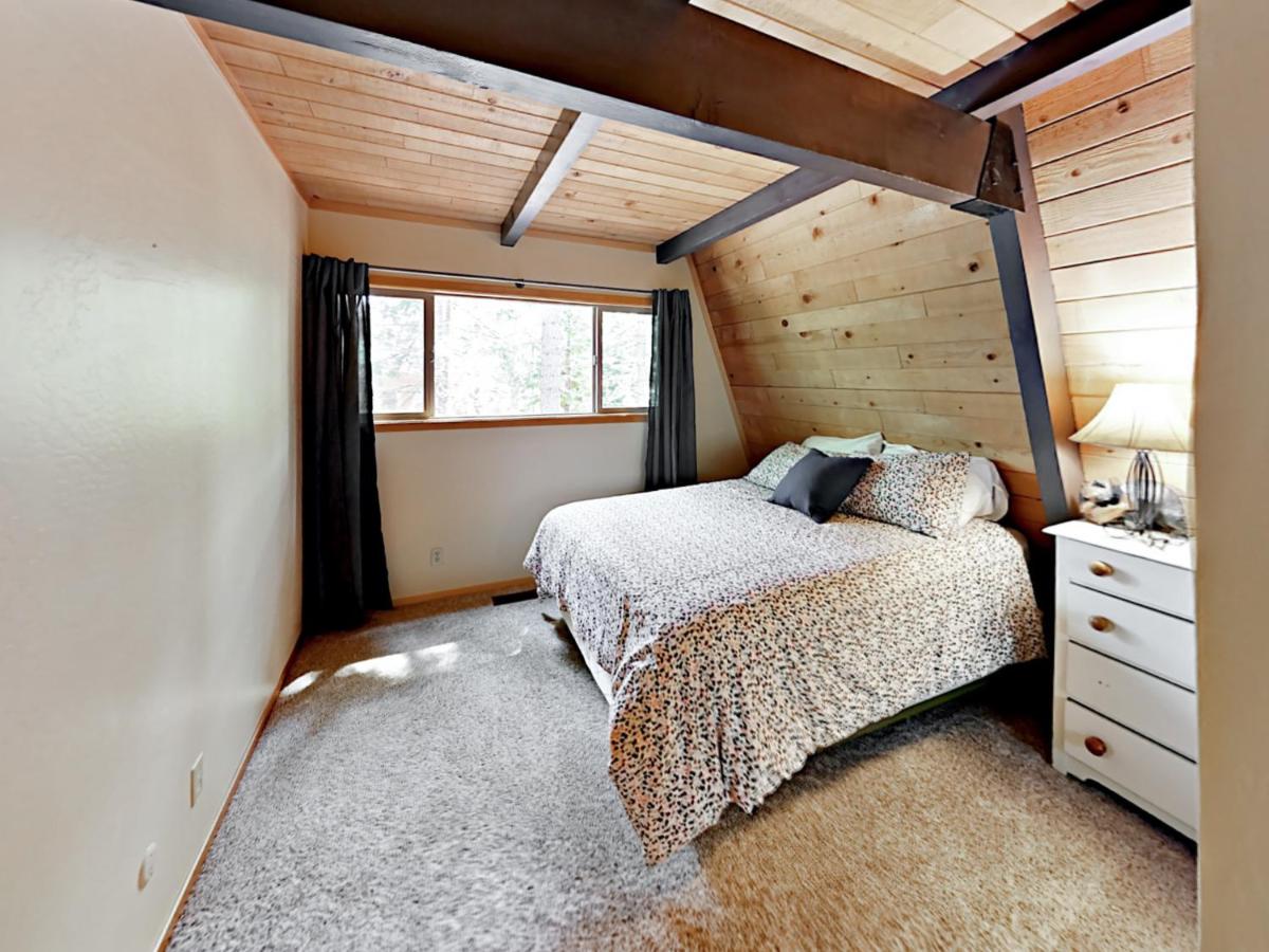 790 Chapel Cabin - image 7