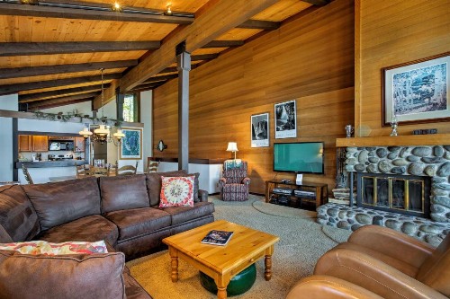 Lakefront Tahoe Home with View 1 Mi to XC Ski Area - image 10
