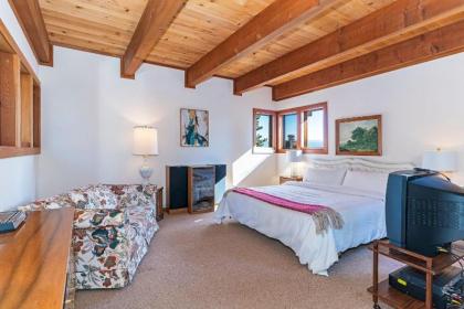 Tahoe Classic by Tahoe Mountain Properties - image 11