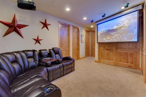 Tahoma Deluxe Brand New Home - image 4
