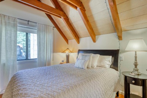 Lake Tahoe Cabin Perfection - image 4