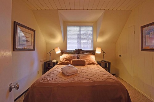 Woodland Chalet - image 13