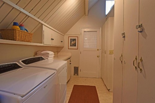 Woodland Chalet - image 6