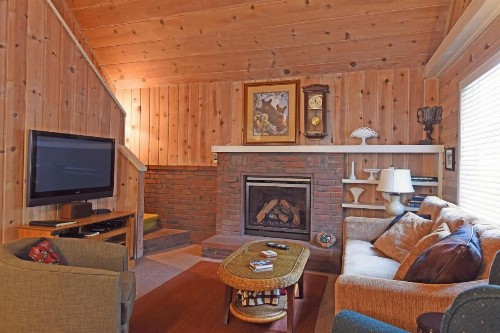 Woodland Chalet - image 8