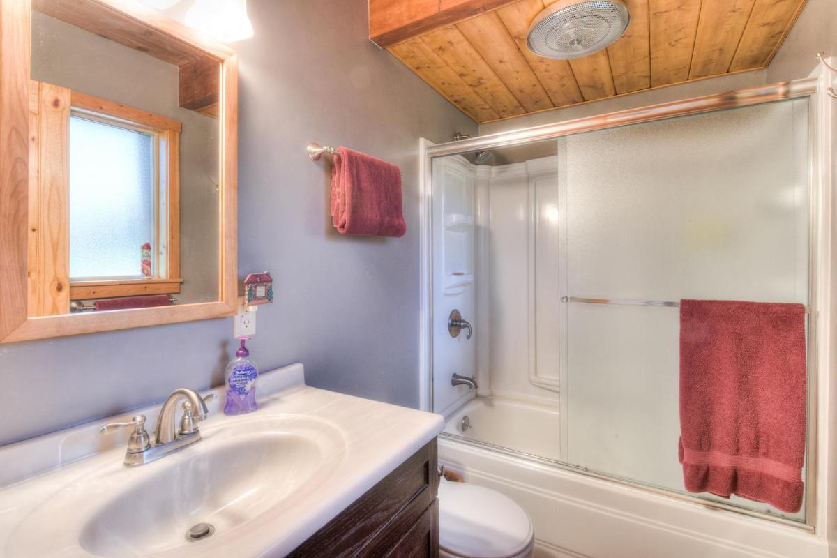 Chamberland Getaway - image 5