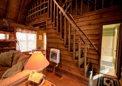 Driftwood Cabin - image 3