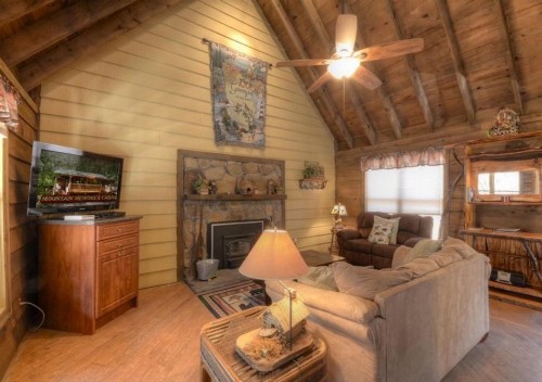 Driftwood Cabin - image 8
