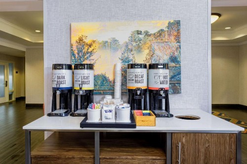 Hampton Inn & Suites Tallahassee I-10-Thomasville Road - image 15